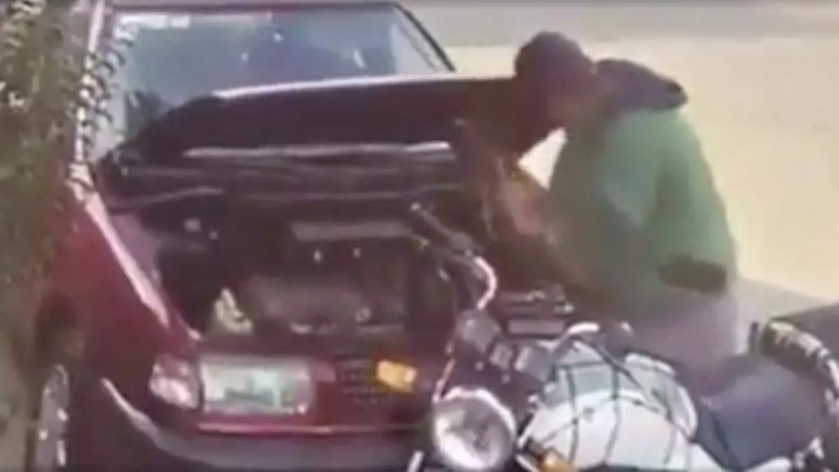 roba-bateria-de-auto