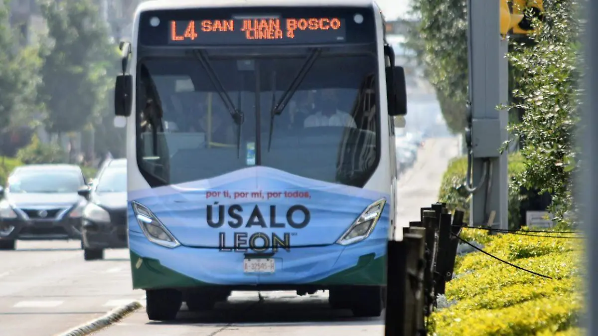 TRANSPORTE PÚBLICO 2