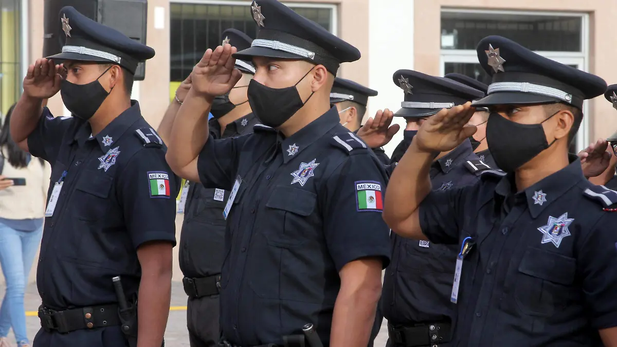 F CARMONA POLICIA TURISTICA (2)