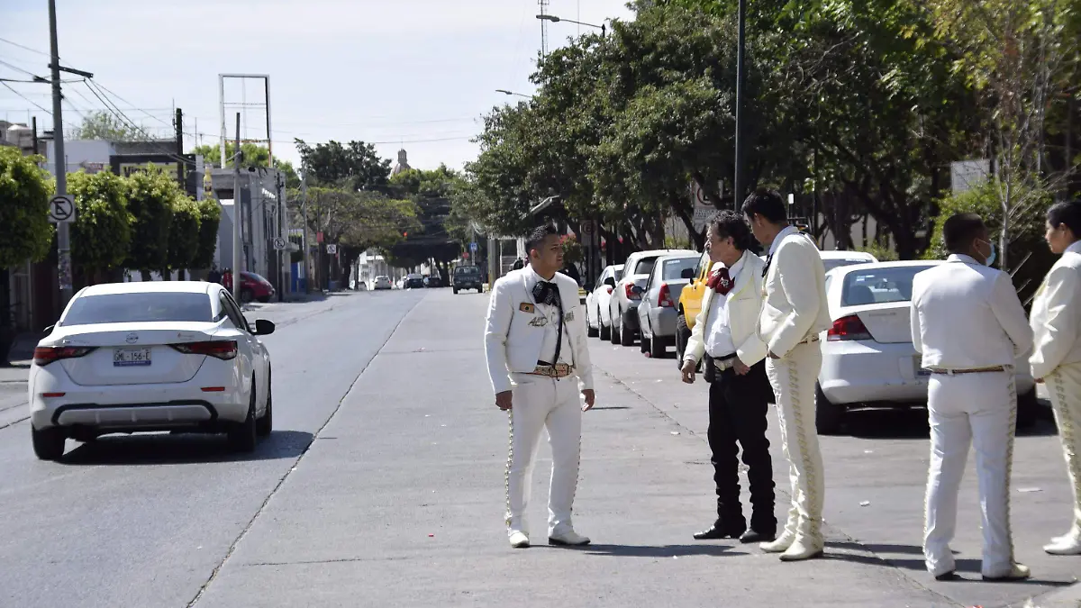 mariachis-de-leon
