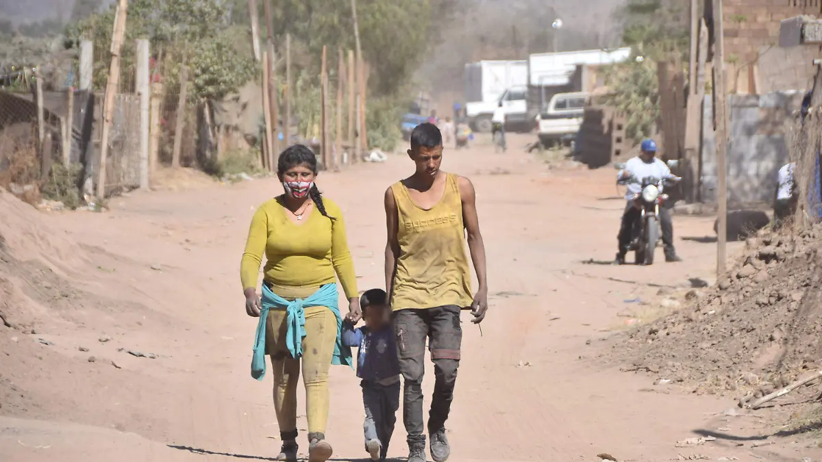 F.CARMONA - POBREZA LEÓN 3