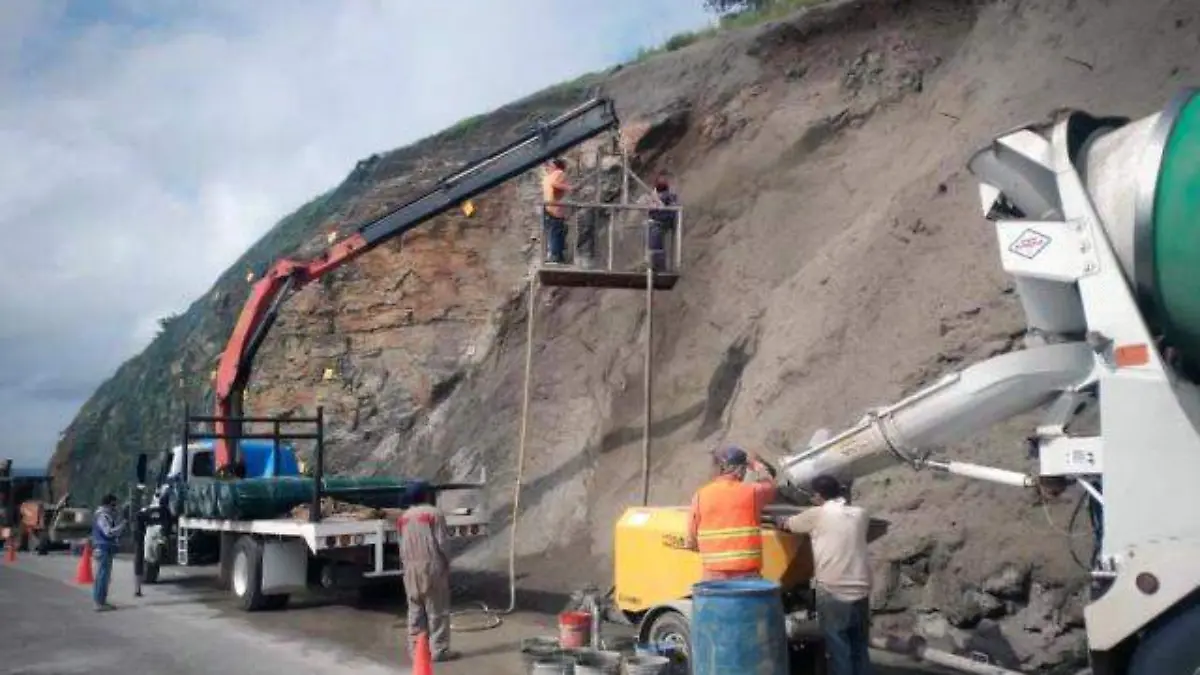 Concluye SICOM estabilizaciÃ³n de taludes en la carretera LeÃ³n-San Felipe 3