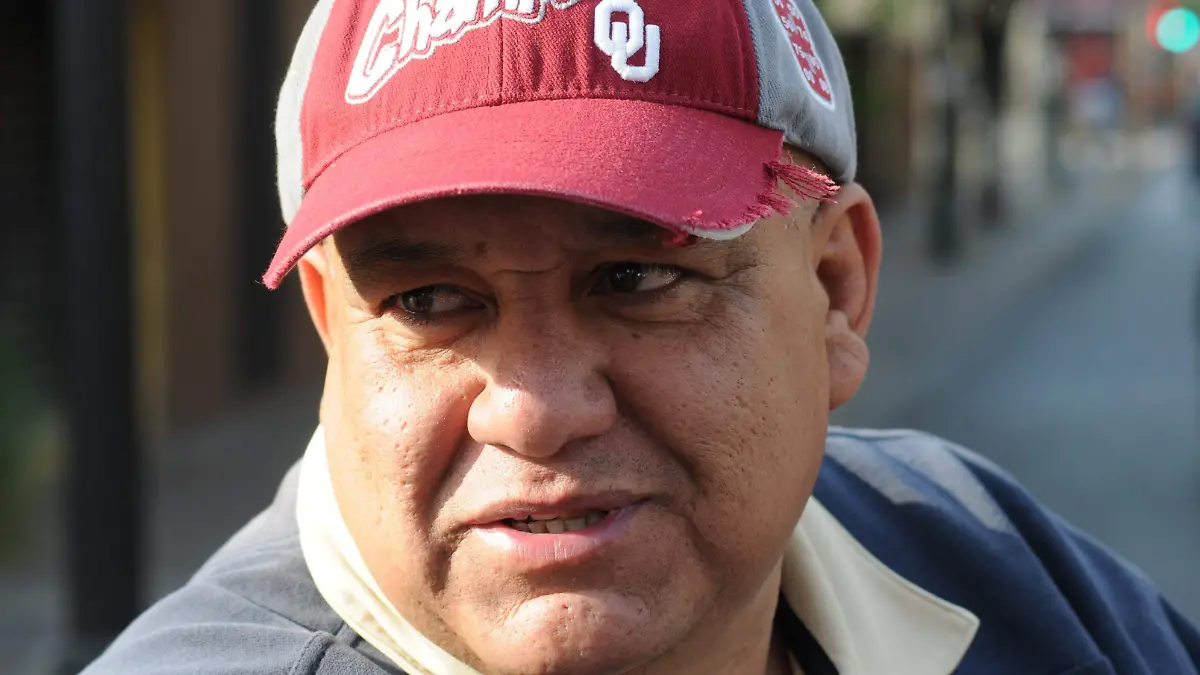 SIN CUBREBOCAS - CARMELO LÓPEZ (2)