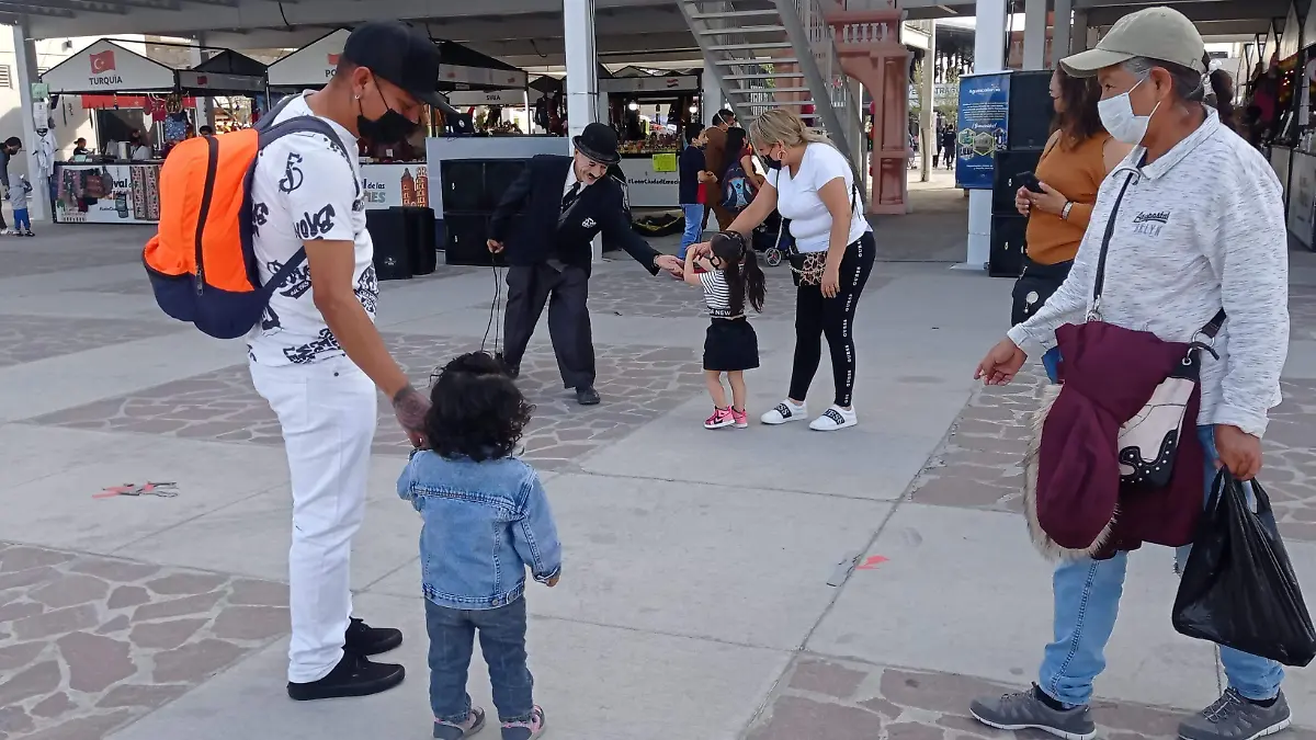 Mimo Christopher un ícono de la Feria de León2