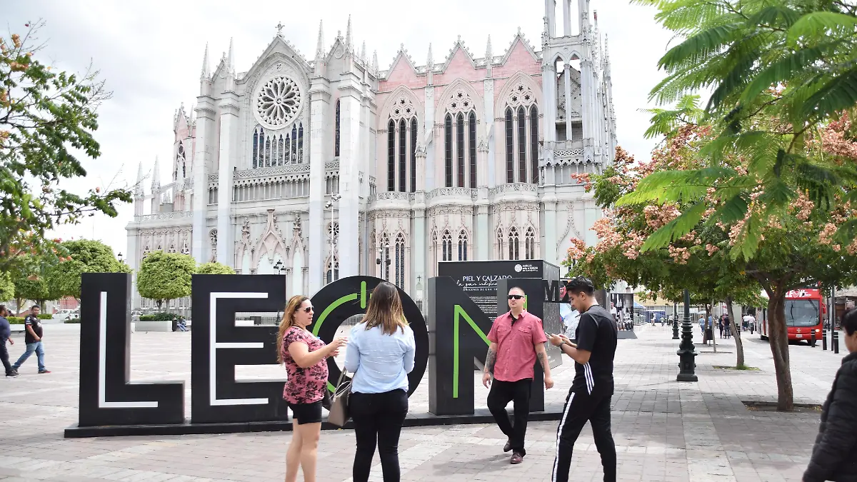 F CARMONA TURISMO (9)