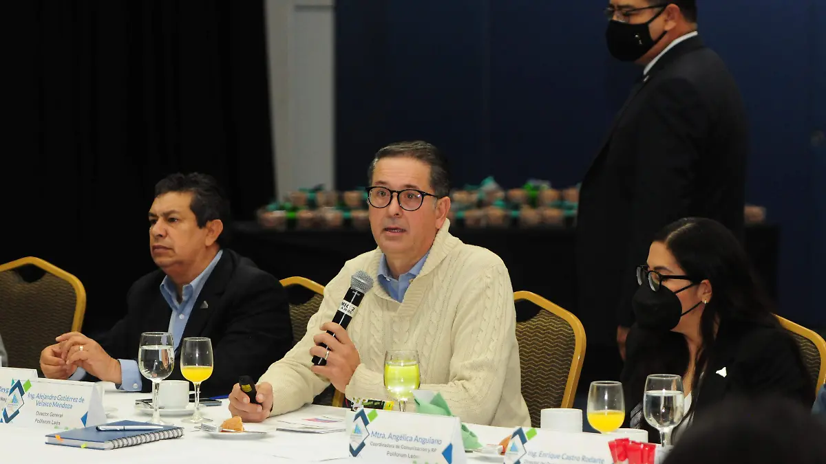 Es-Poliforum-autosustentable (5)