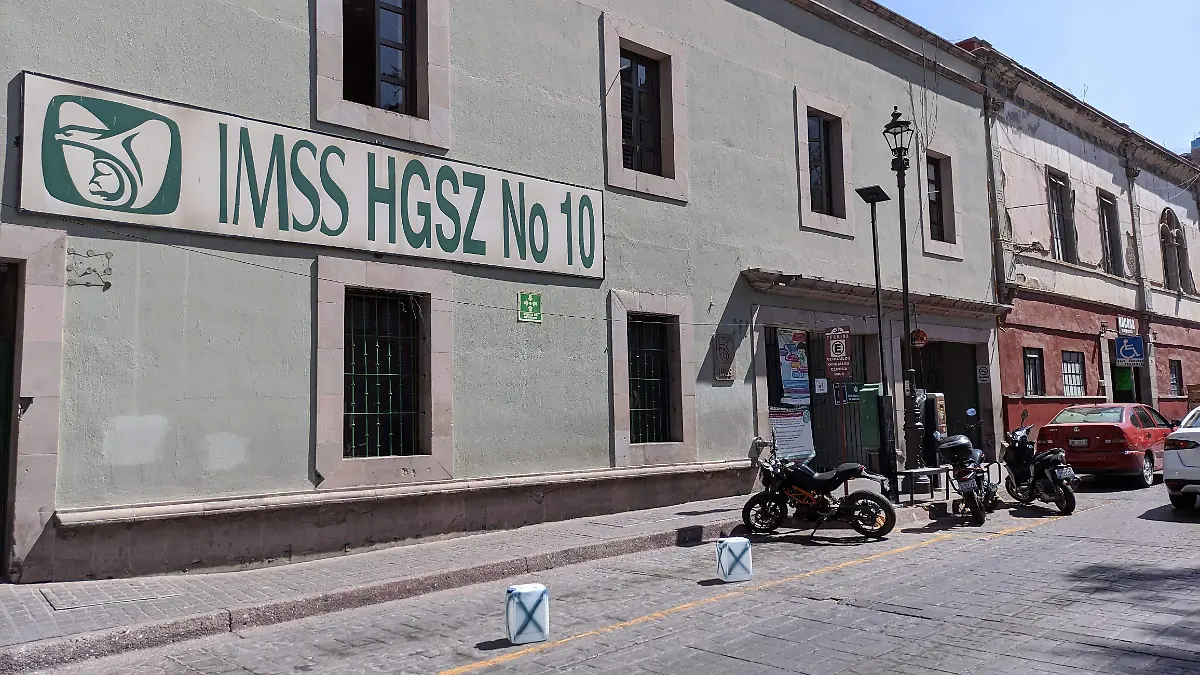 GUANAJUATO.- TRAMITAN AFILIADOS AL IMSS SU PERMISO COVID 193
