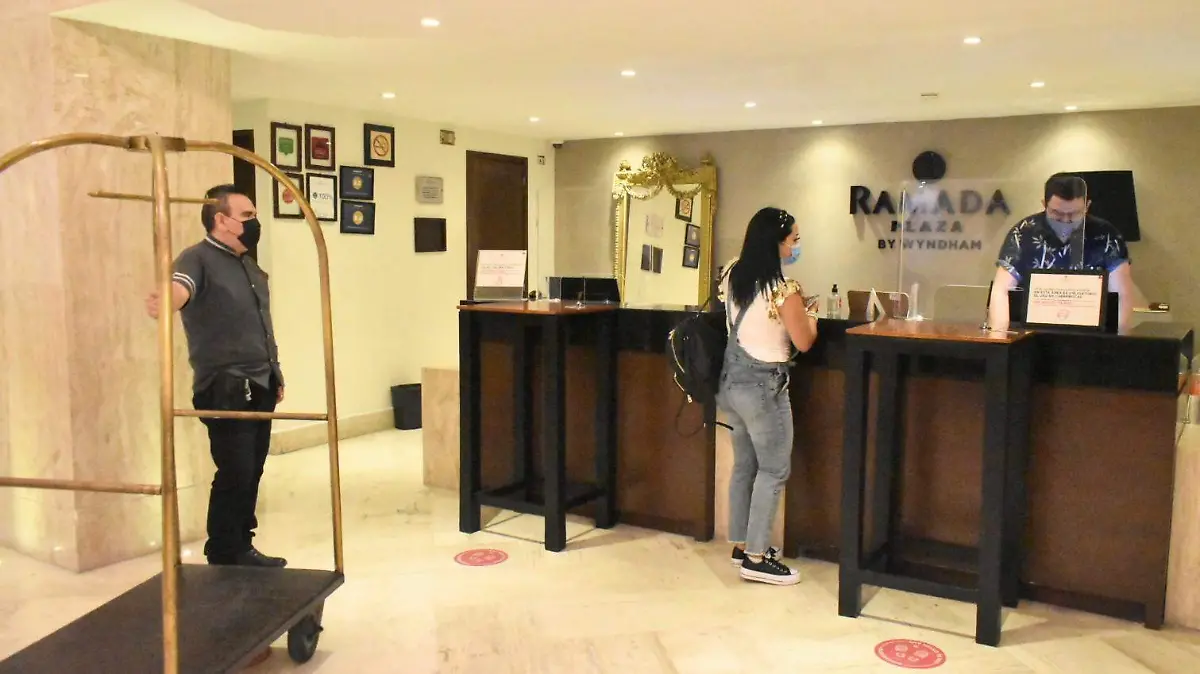 E.CAMACHO - MEJORA HOTELEROS 3