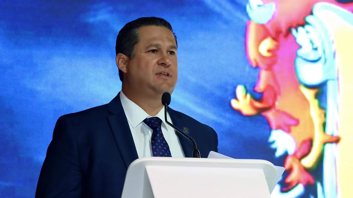 GOBERNADOR - Fco Meza - El Sol de León (2)
