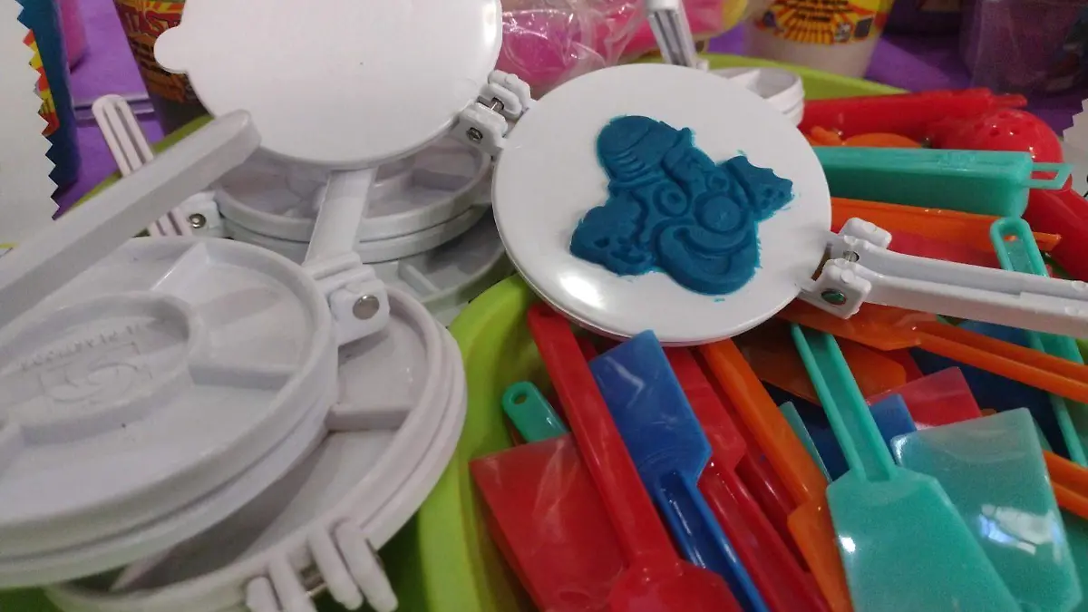 E.CAMACHO - FANTASTILINA 5.JPG