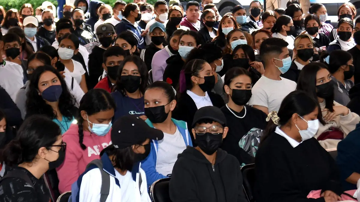 TRABAJAN PARA QUE JOVENES NO CAIGAN EN DROGAS