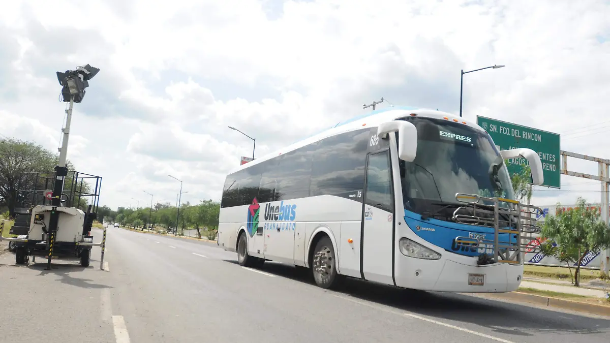 GGARCIA UNEBUS (1)