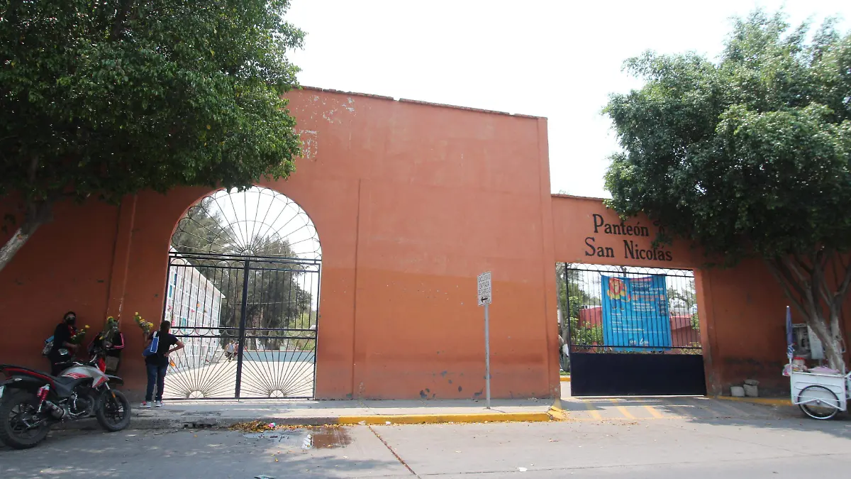 PANTEON (2)