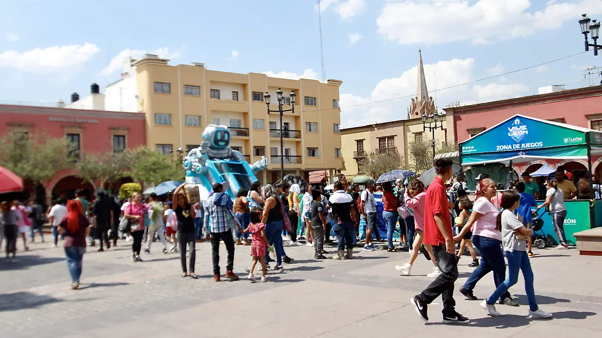 Visitantes-centro-León