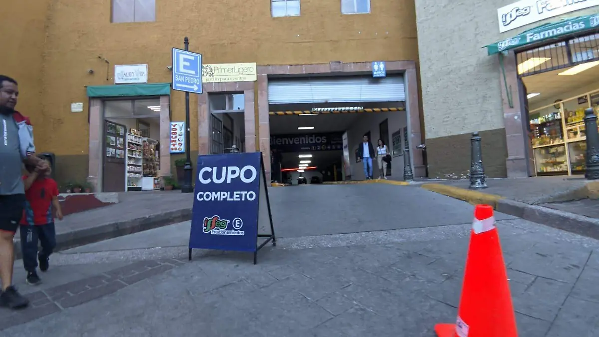 Inmovilizan-máquinas-okokok