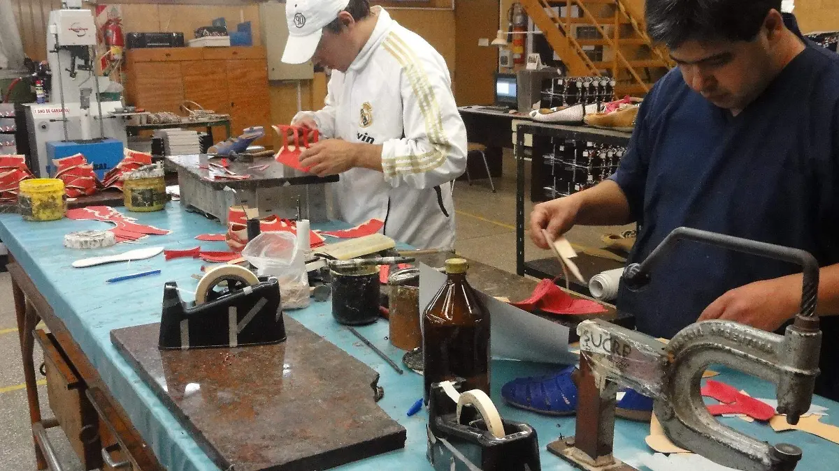 F CARMONA - INDUSTRIA CALZADO (2)