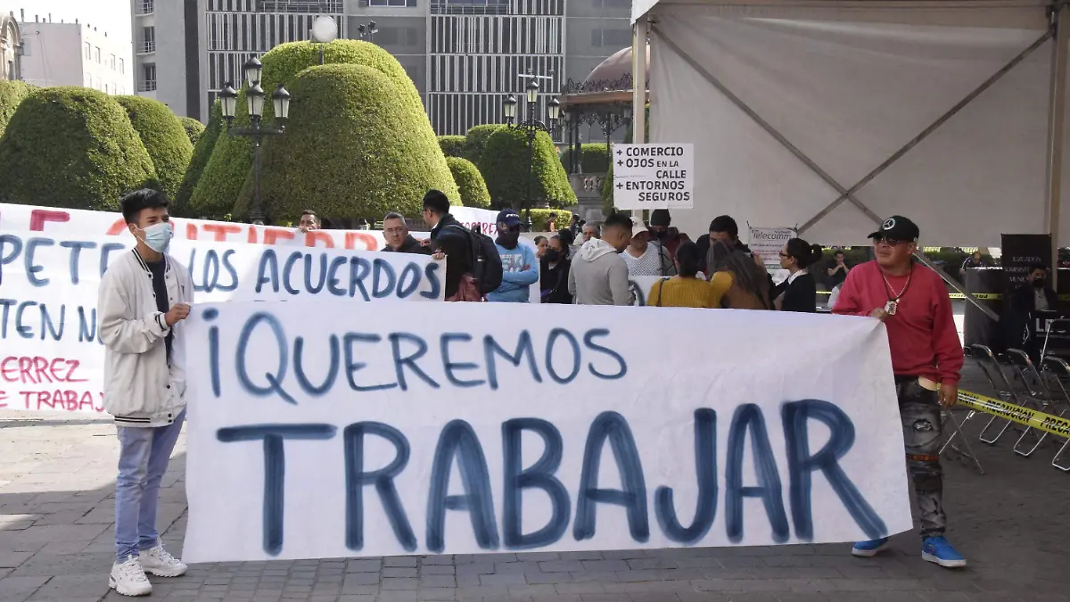 F CARMONA MANIFESTACION (1)