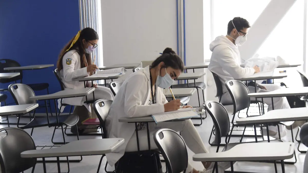 F CARMONA MEDICOS (3)