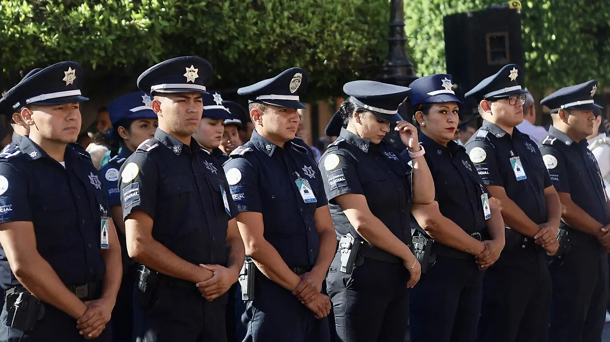 POLICIAS - Fco Meza - El Sol de Leon