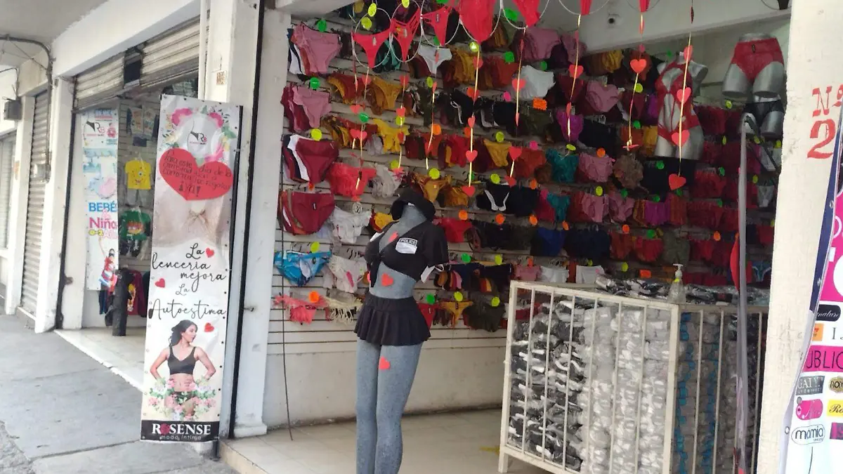 E.CAMACHO_ROPA INTERIOR 2