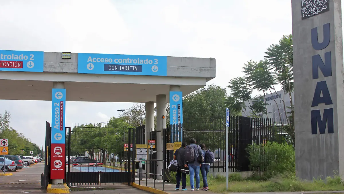 FCO MEZA - ENTRAN A CLASE UNAM (2)