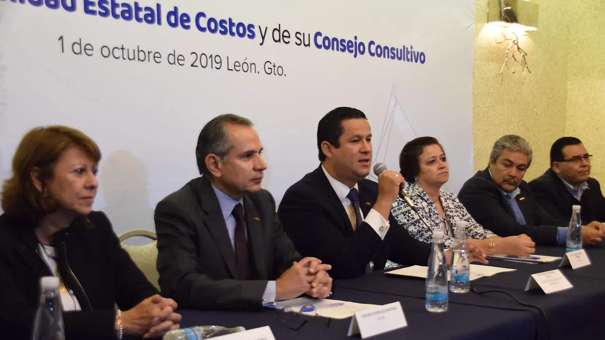 F CARMONA COSTOS (4)