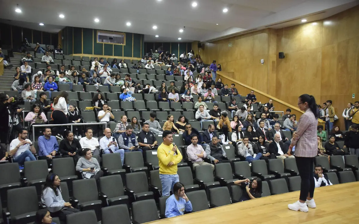 F CARMONA ALE UNAM (14)