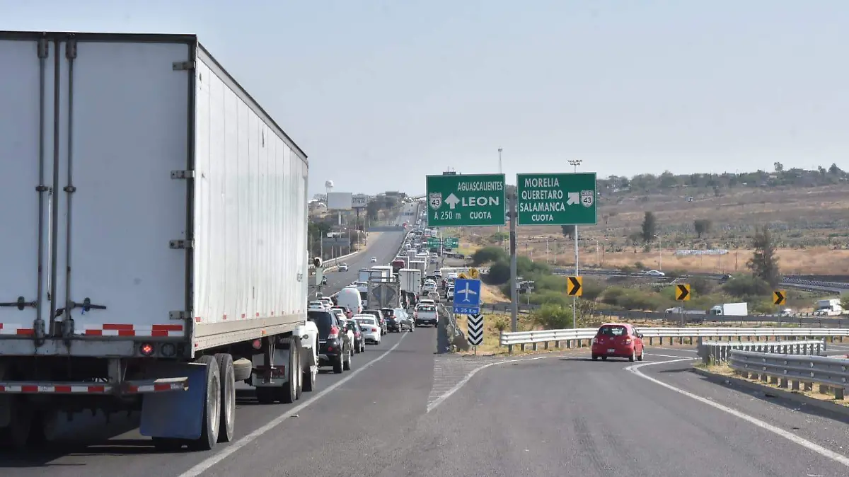 tramo-carretero-Silao-Irapuato (1)