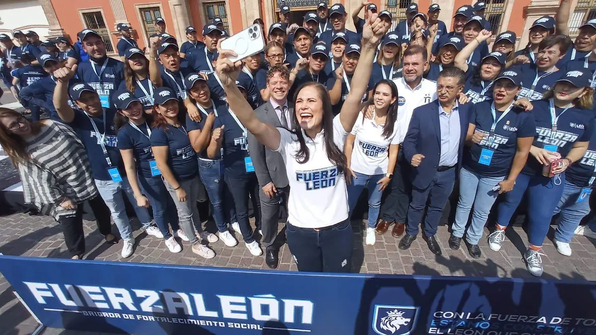 F CARMONA FUERZA LEON (1)