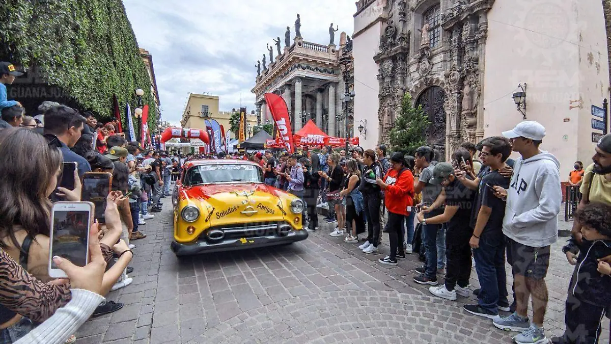 Autos-clásicos-participan 