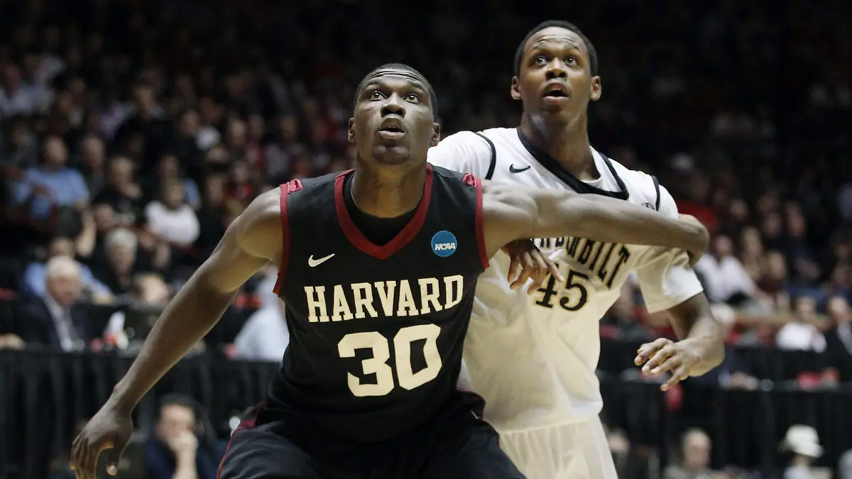 hi-res-hi-res-141395017_crop_north