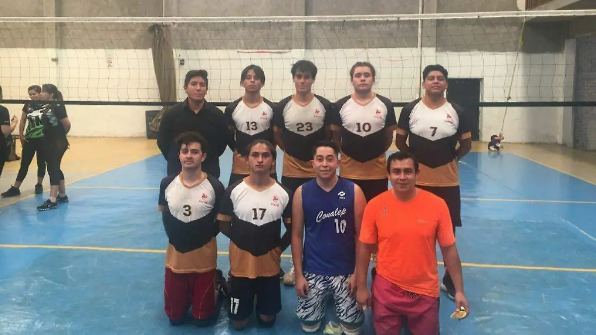 CACHETÓN CAMPEÓN