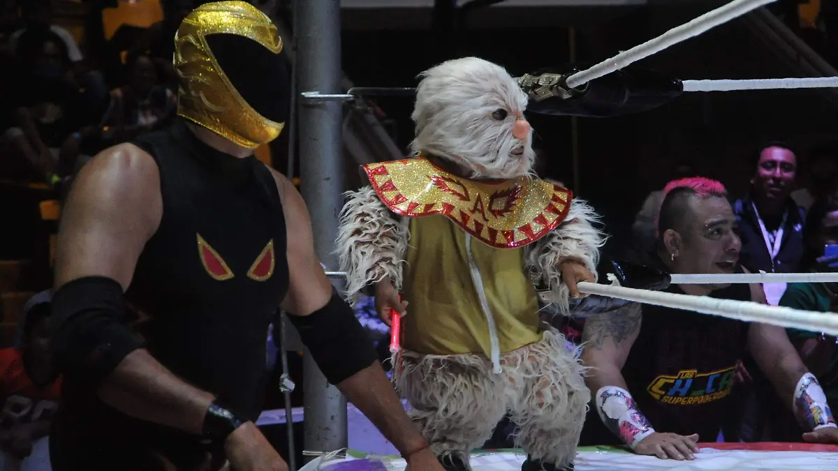 1-TINIEBLAS