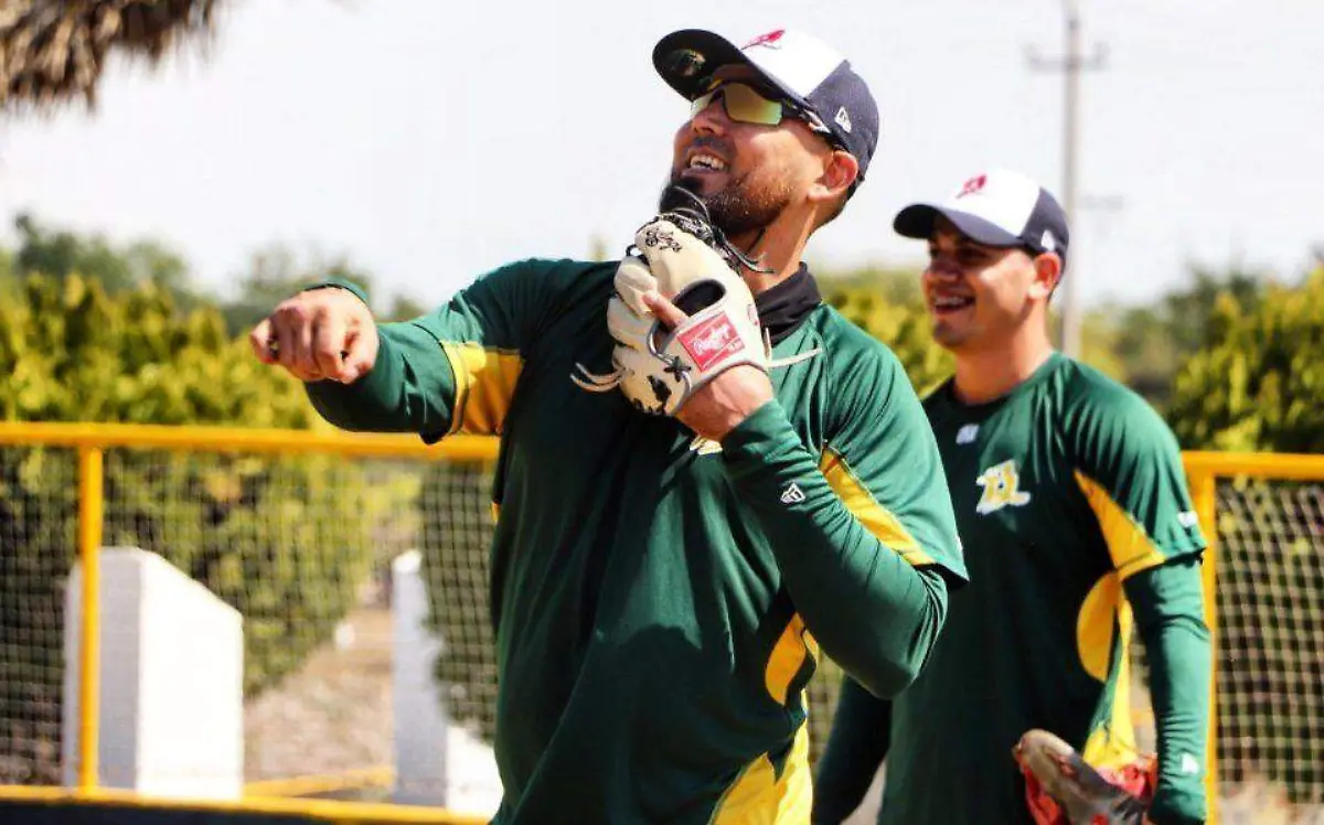 JESSE-CASTILLO-BRAVOS-1000x600 (1)