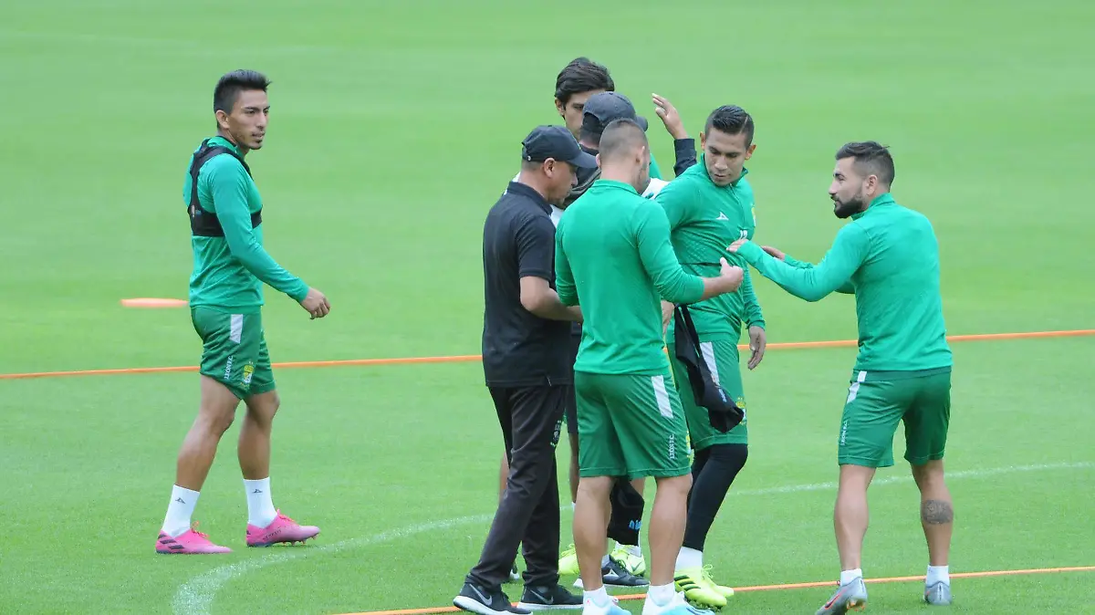 GGARCIA ENTRENAMIENTO LEON (11)