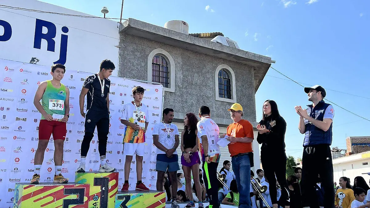 Cortesía @Leon_Joven - Carrera Joyas 2022