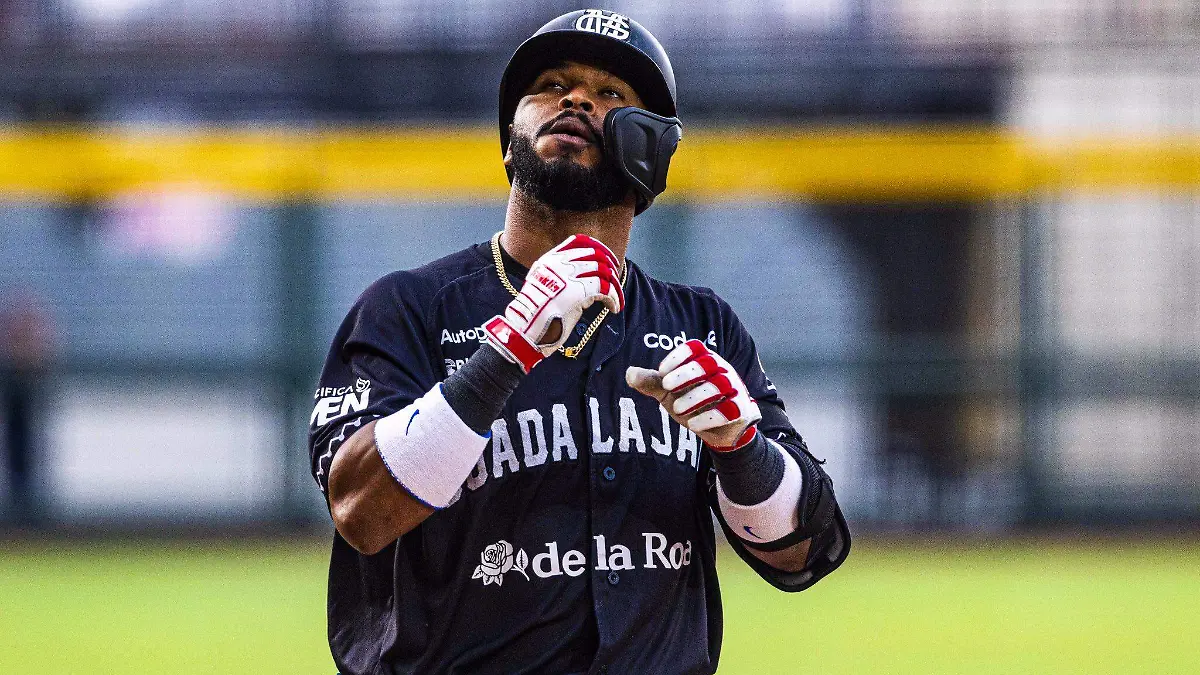 Mariachis-bravos (1)