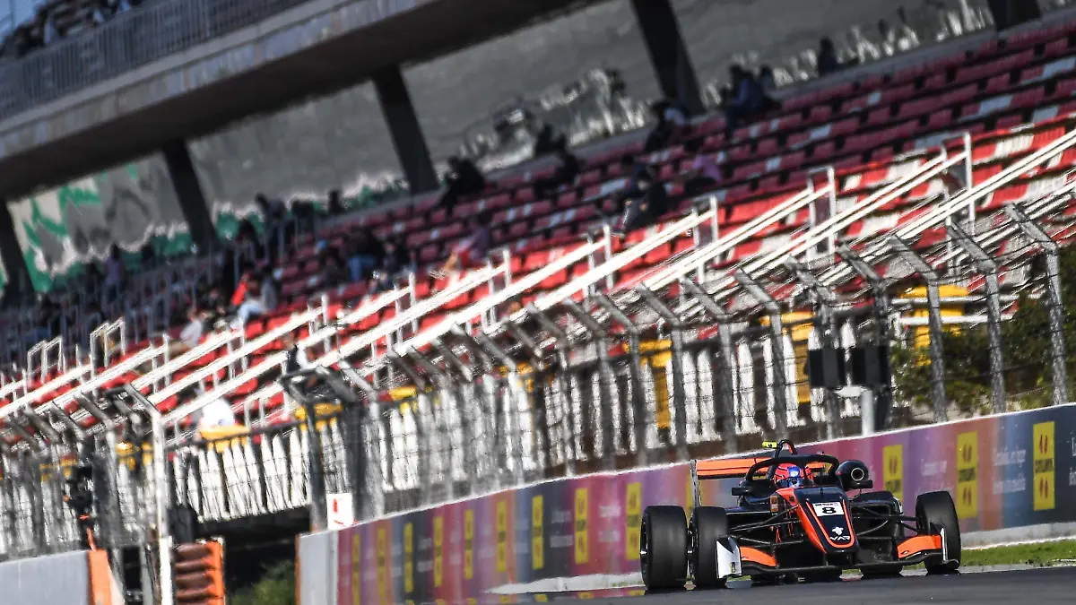 RAFAEL-VILLAGOMEZ (4)