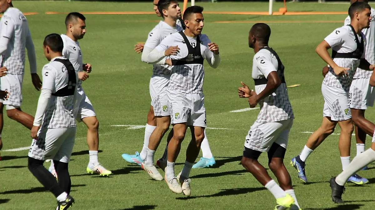 FCO MEZA - ENTRENAMIENTO (5)
