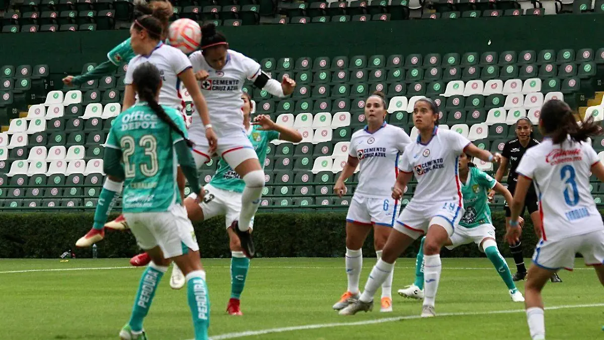 León-Cruz-Azul (1)
