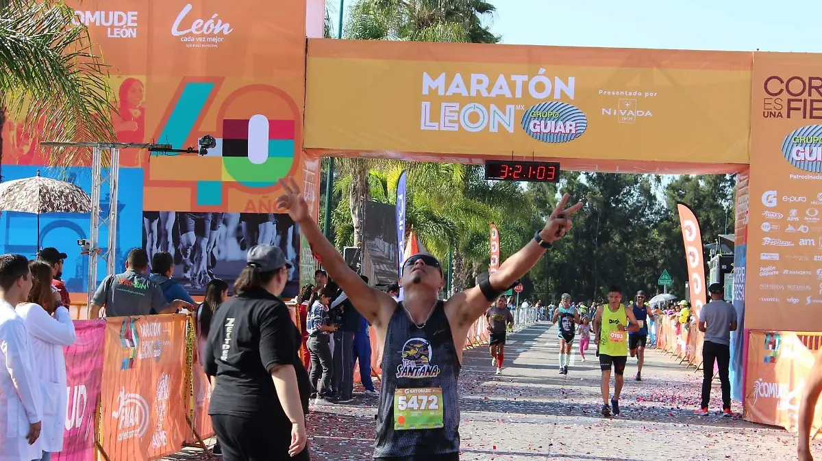 ATLETISMO foto fb Maratón León (2)