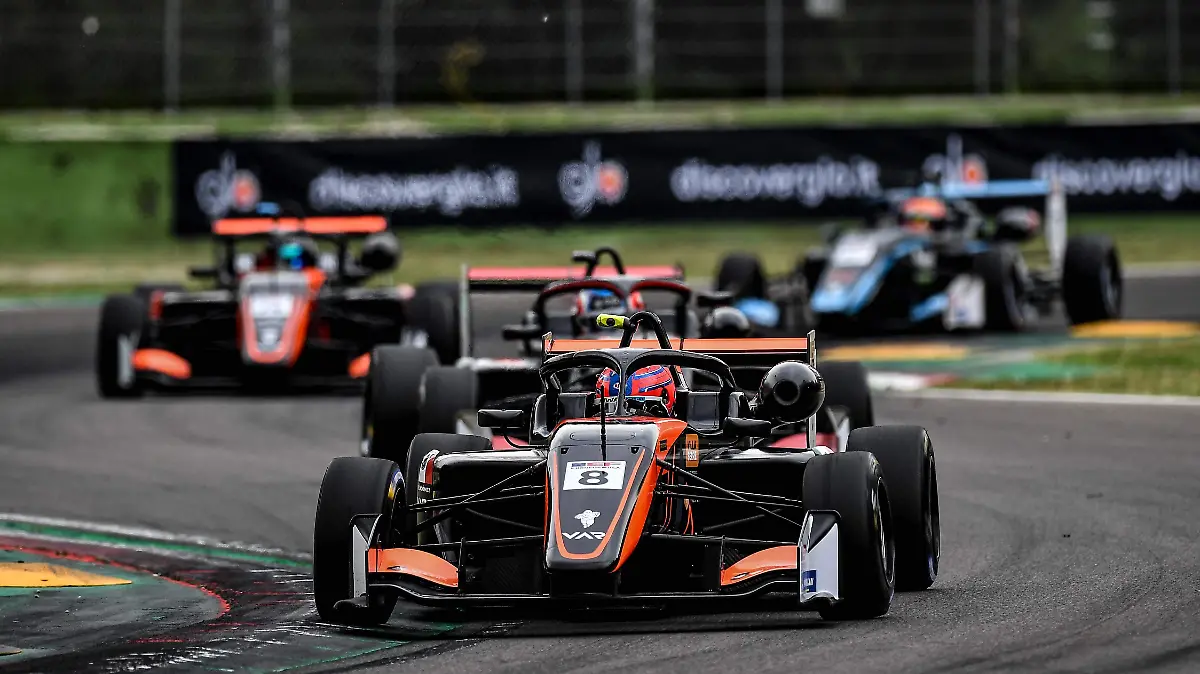 RAFAEL-VILLAGOMEZ (2)