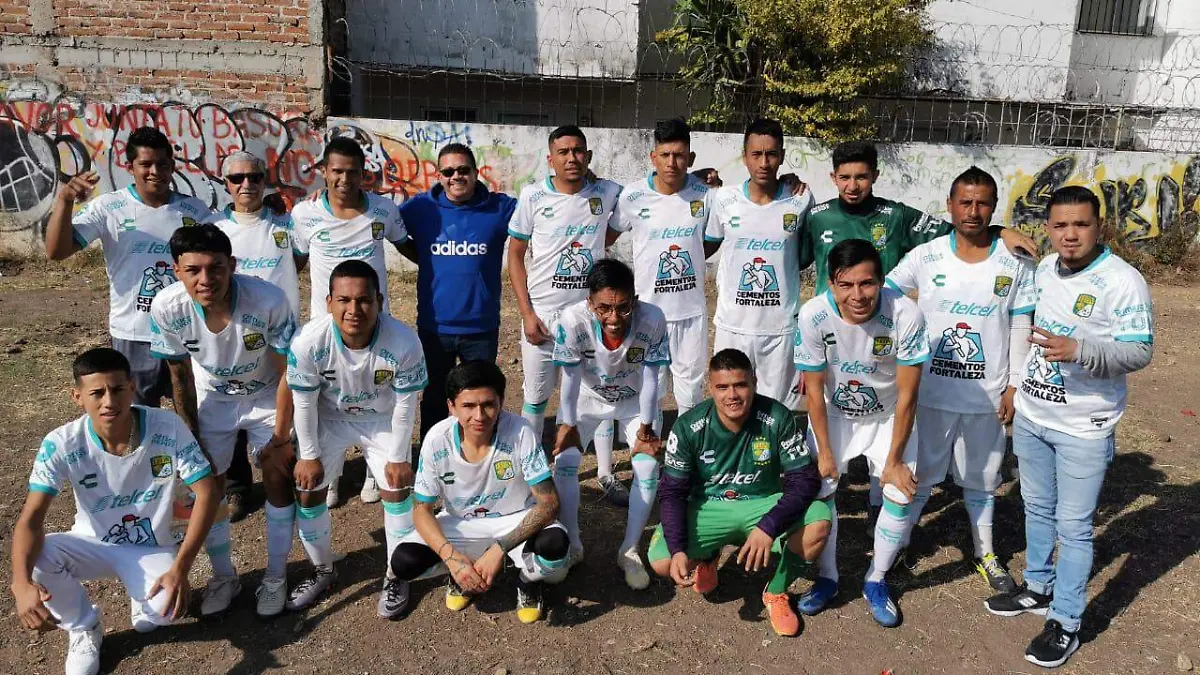 b8d07081-3dec-464b-83fa-1f3974d1c780