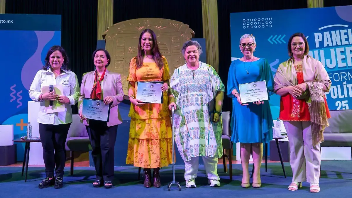 Foro- Cortesía Libia Dennise 2