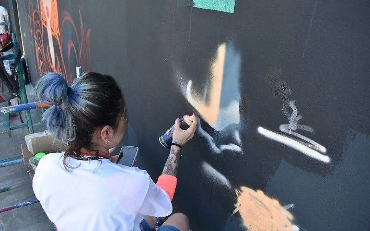 21430ce2-6857-4c4b-8671-2dccf3142b42