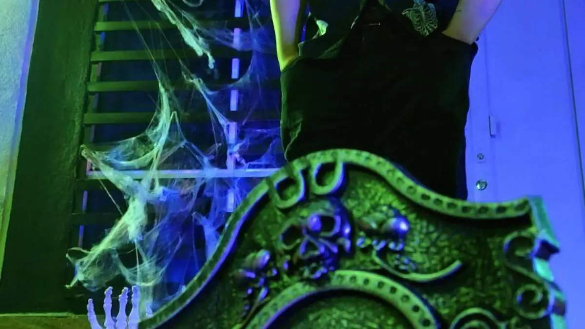 Casa-adornada-Día-de-Muertos (4)