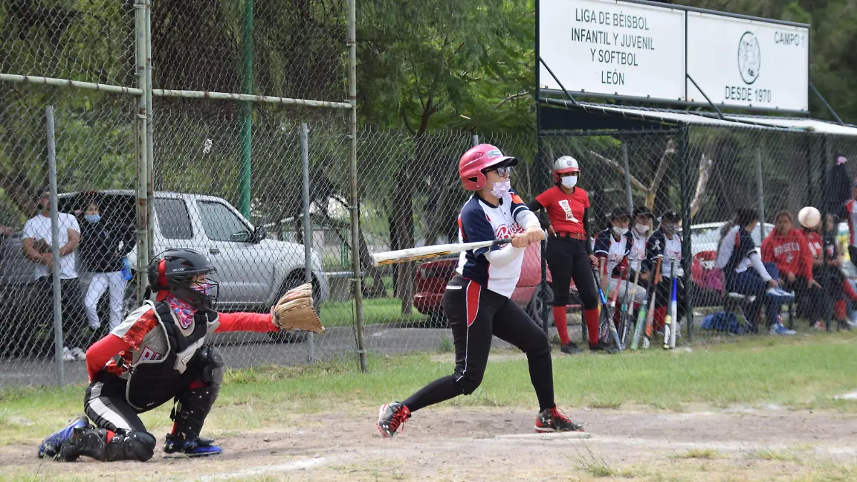 Softbol  (2)