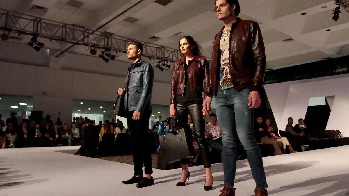 E.CAMACHO - SAPICA  (6)