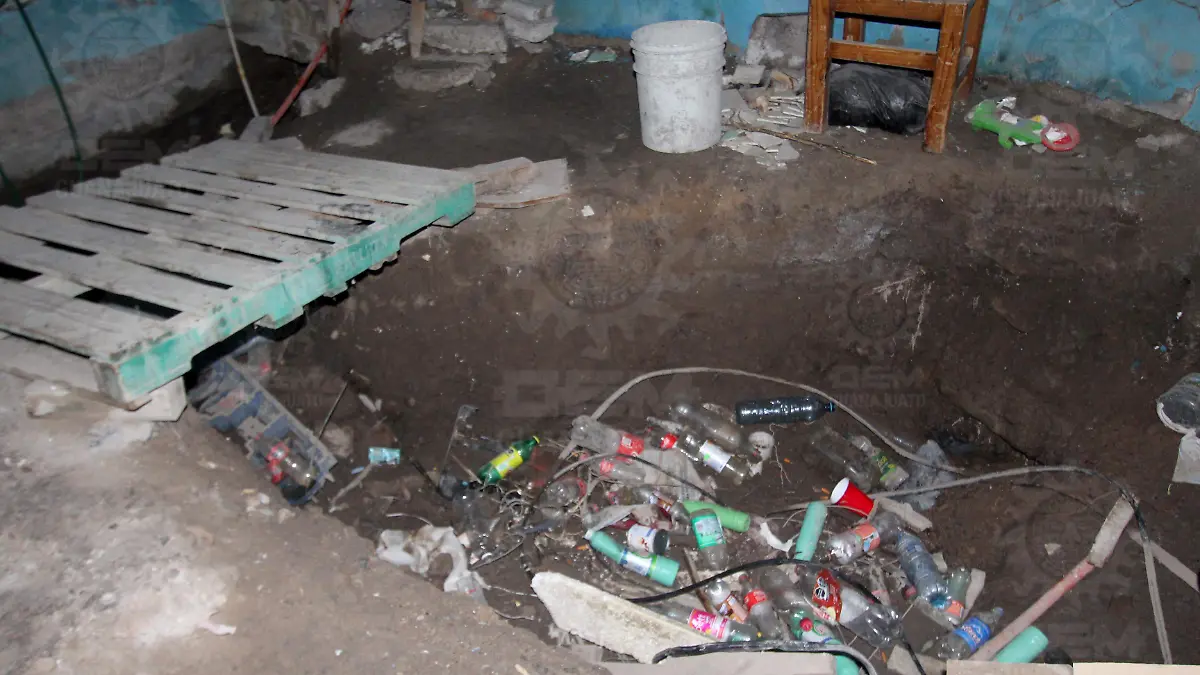 Se-abre-la-tierra-en-Granjas-Las-Amalias (8)