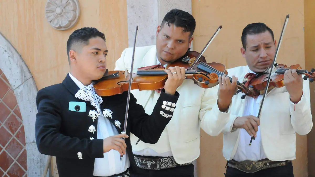 mariachis-de-leon (4)